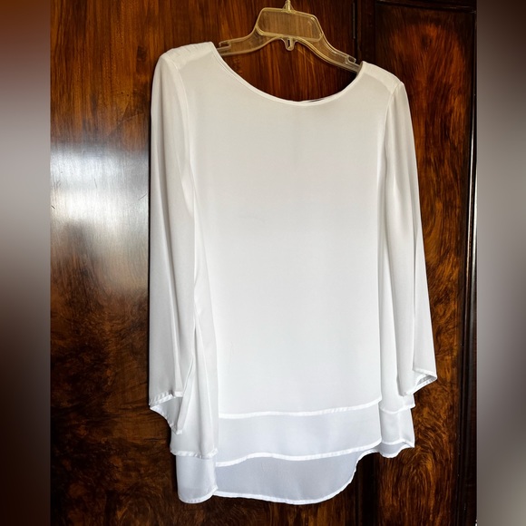 Dalia Tops - Dalia white long sleeve blouse